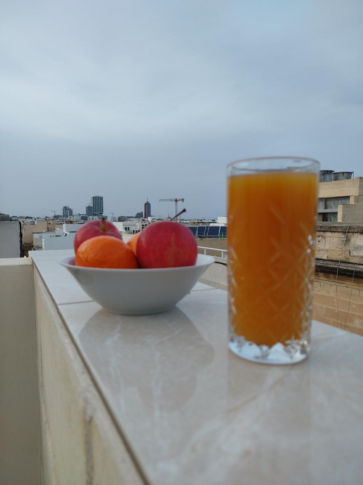 Limestone Sun Suites Sliema Zewnętrze zdjęcie