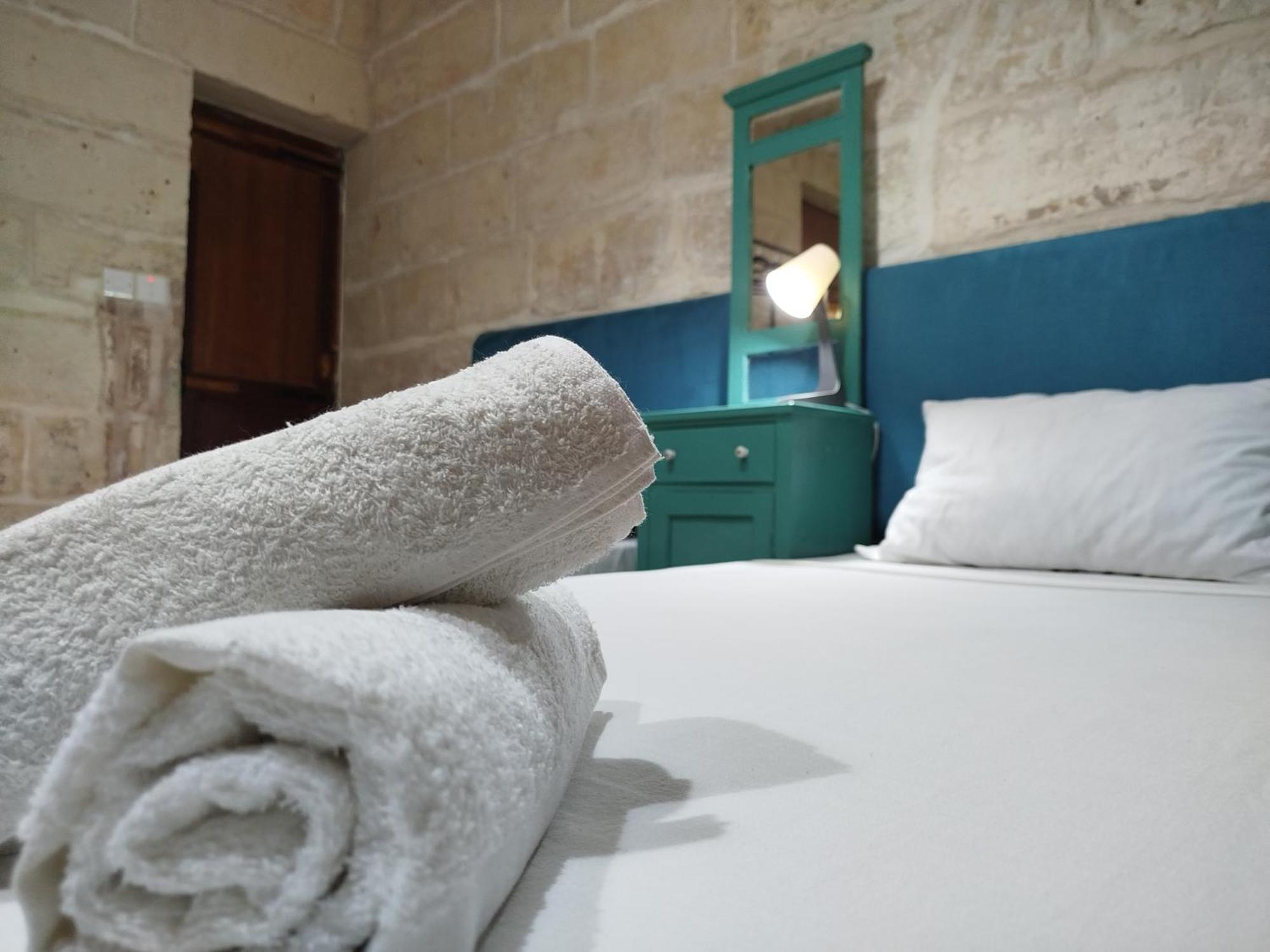 Limestone Sun Suites Sliema Pokój zdjęcie