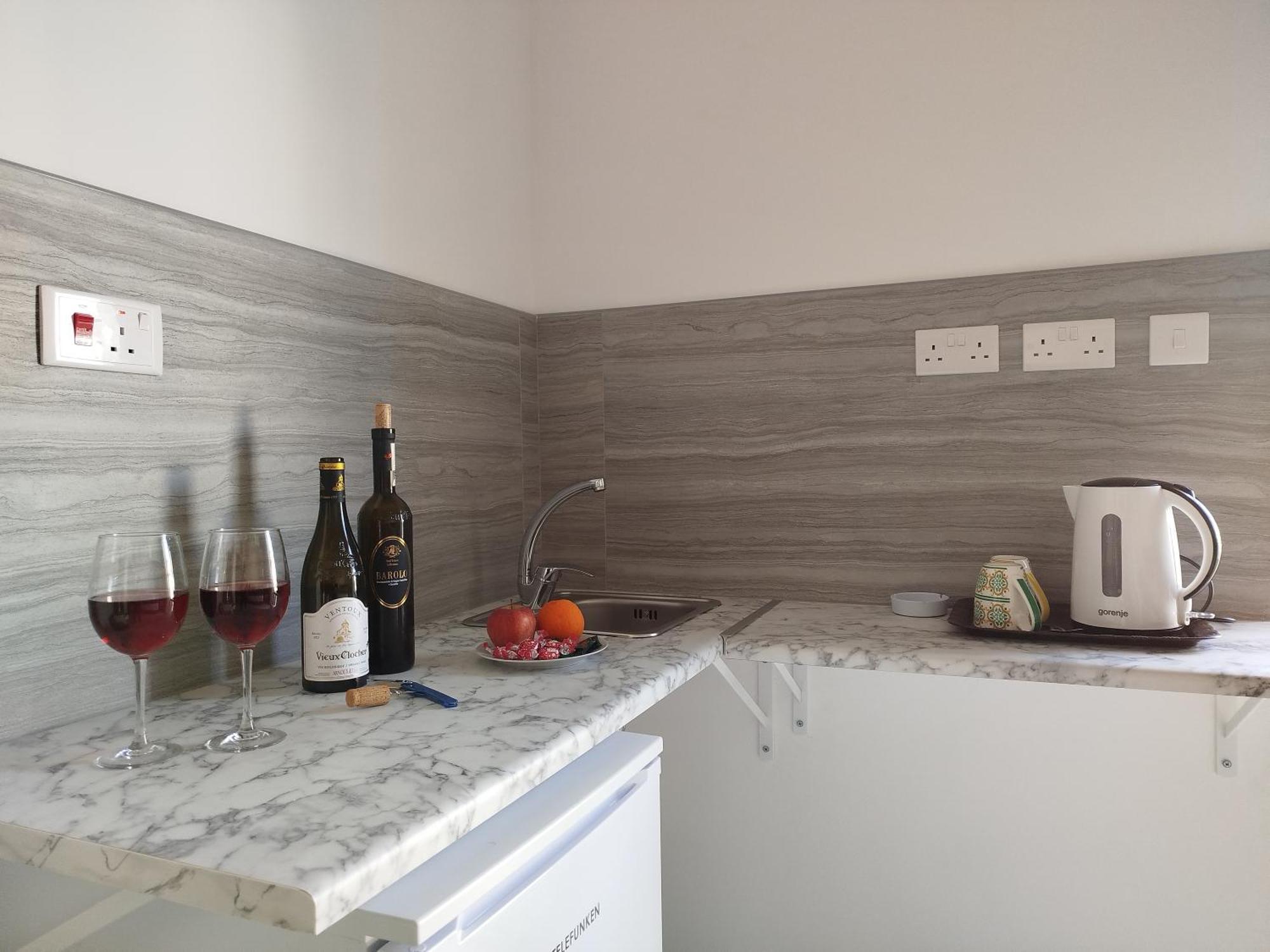 Limestone Sun Suites Sliema Pokój zdjęcie