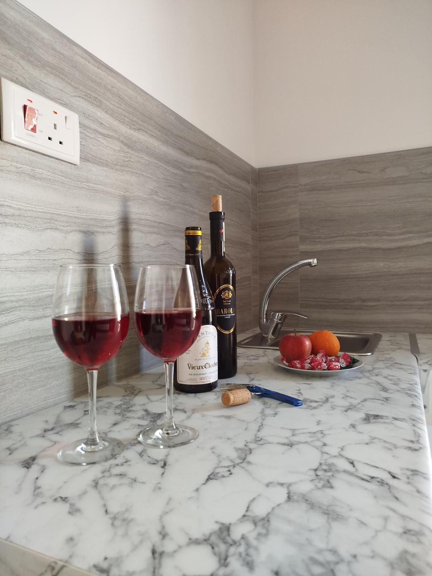 Limestone Sun Suites Sliema Zewnętrze zdjęcie